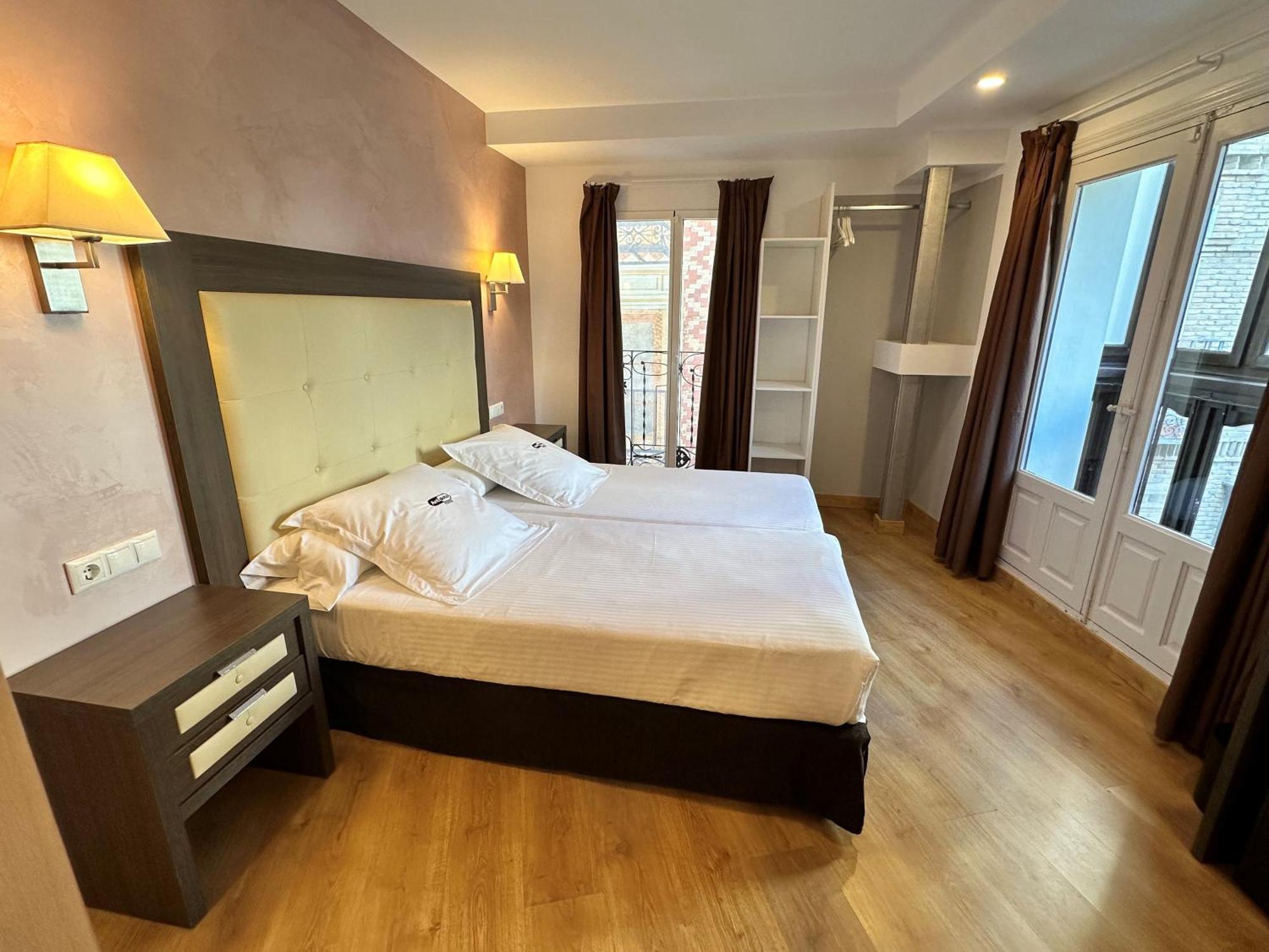 Antidoto Rooms Zocodover Check-In On Line Τολέδο Εξωτερικό φωτογραφία